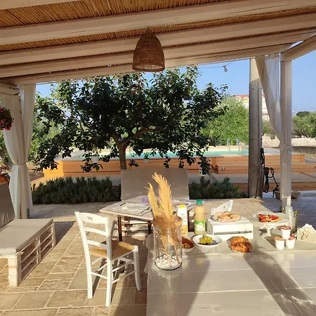 Frühstückspension La Relais Del Trullo 3*